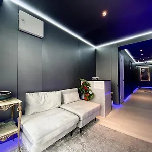 Ueno正和ビル Apartment